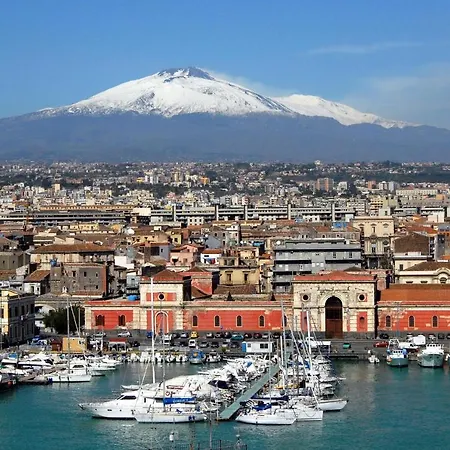 فندق مبيت وإفطار Tricora Sicilian